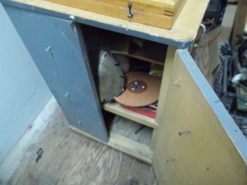 workbench with door/storage, wheels